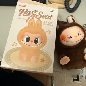 Pop Mart Have a seat labubu secret